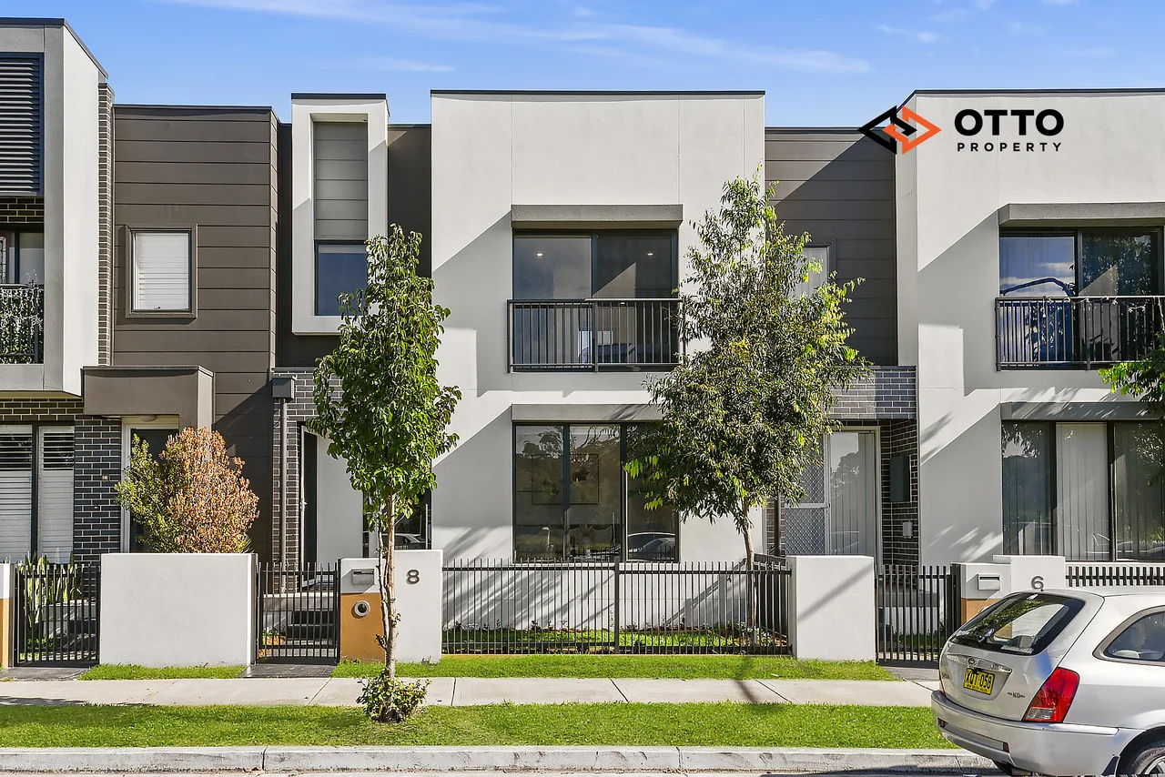 8 Carriage Street Austral NSW 2179 — photo 1