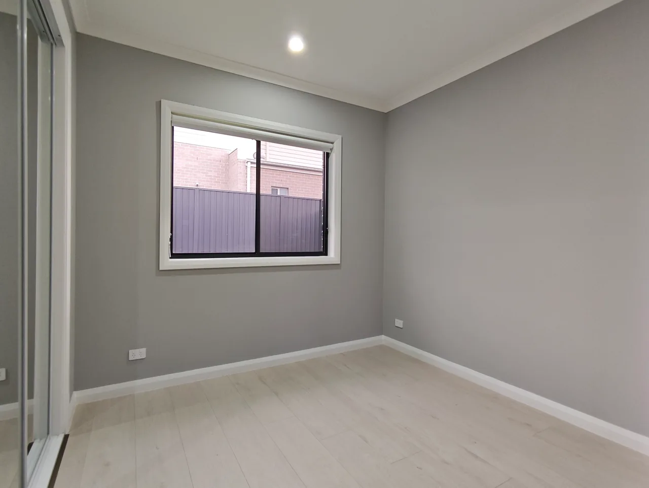 122 Fourth Avenue Austral NSW 2179 — photo 9